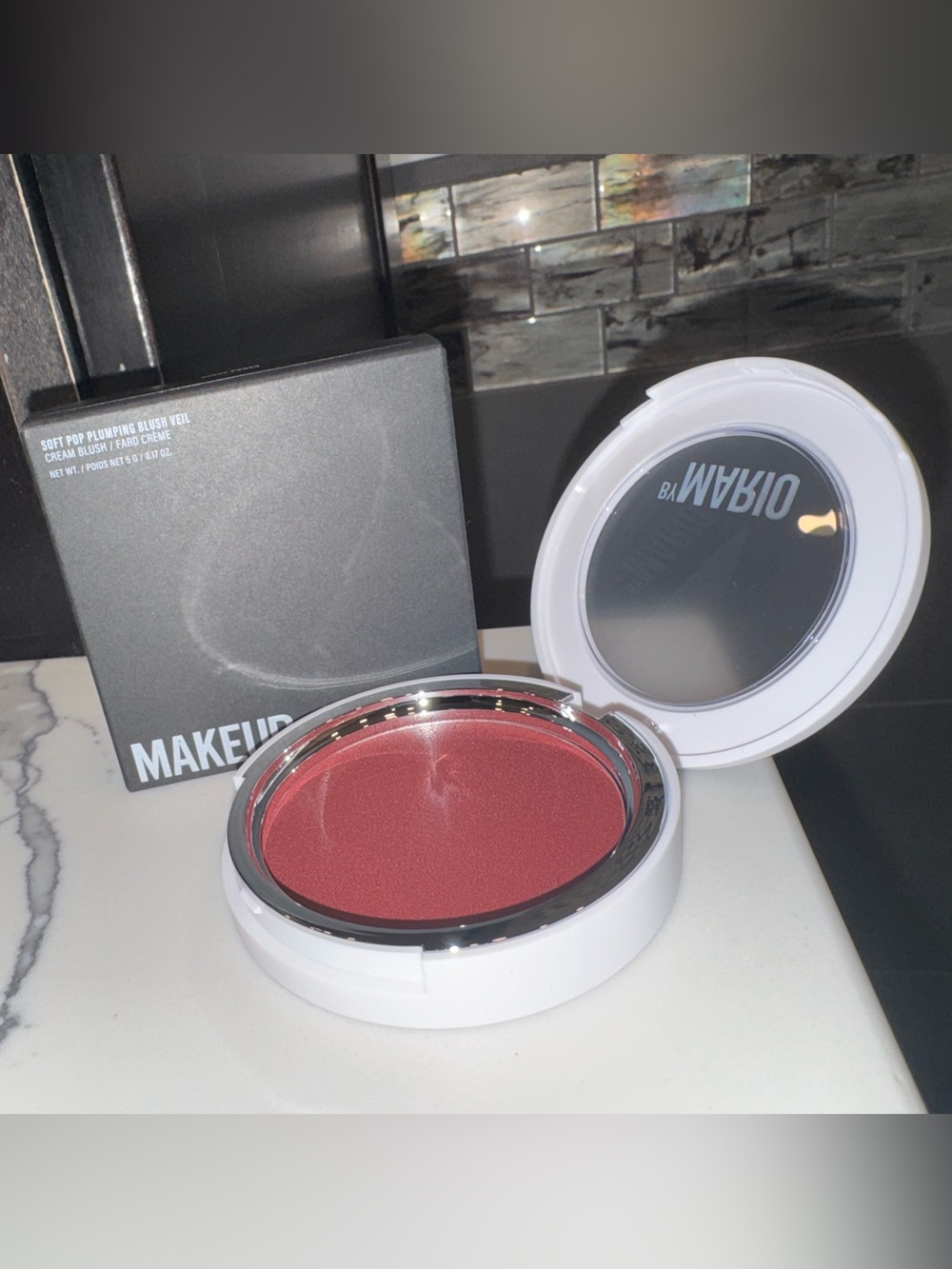MAKEUP BY MARIO Soft Pop Plumping Blush Veil – Berry Punch
